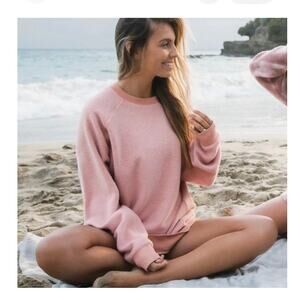 feat Blanket Sweatshirt LS Fleece Nude Rose Ltd Edition Crewneck Size Medium